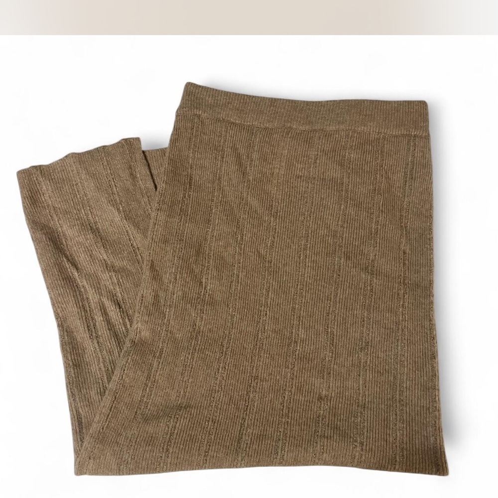Women’s Long Tan Knit Skirt